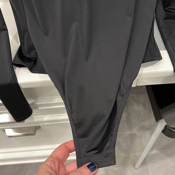 𝅺AMANDA UPRICHARD Black Elvin long sleeve bodysuit mock turtleneck gold snaps S - Picture 6 of 8